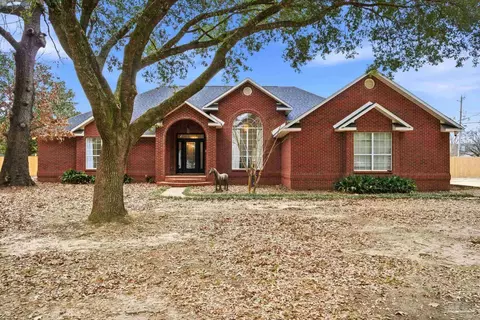 3745 Saddle Club Cir, Pace, FL 32571