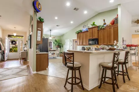 Entry Way - 4925 Spears St, Pace, FL 32571 photo 2 of 3