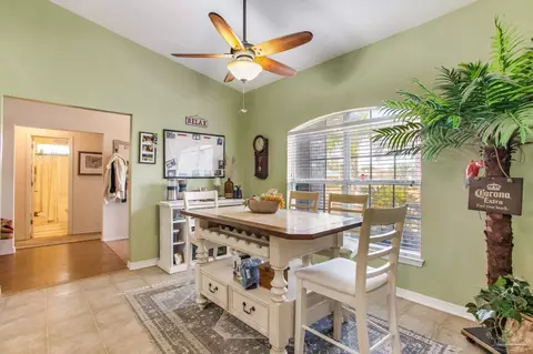 Dining - 4925 Spears St, Pace, FL 32571 photo 4 of 5