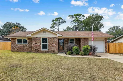 5645 Adelyn Rd, Pensacola, FL 32504