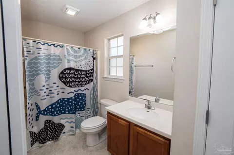 Bath - 4836 Timber Ridge Dr, Pace, FL 32571 photo 4 of 5