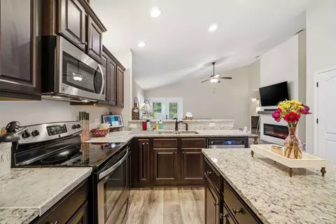 Kitchen - 5109 Carley Ct, Milton, FL 32583 photo 3 of 3