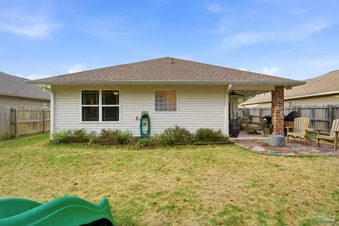 Exterior - 5109 Carley Ct, Milton, FL 32583 photo 6 of 9