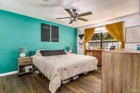 Bedroom - 4935 Andrea Ln, Pace, FL 32571 photo 4 of 7