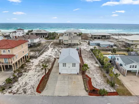 806 Maldonado Dr, Pensacola Beach, FL 32561