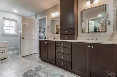 Bath - 3106 Cobblestone Dr, Pace, FL 32571 photo 2 of 4