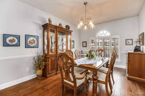 Dining - 3106 Cobblestone Dr, Pace, FL 32571 photo 3 of 8