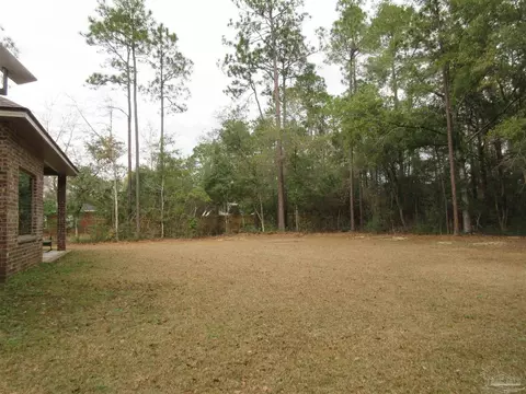 Exterior - 6782 Beaudry Ln, Milton, FL 32570 photo 8 of 17