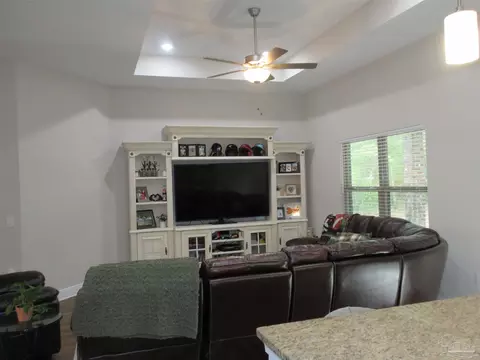 Living - 6782 Beaudry Ln, Milton, FL 32570 photo 2 of 3