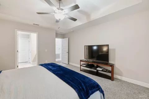 Bedroom - 6782 Beaudry Ln, Milton, FL 32570 photo 4 of 15