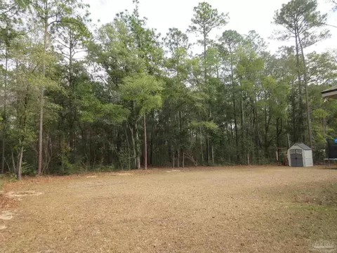 Exterior - 6782 Beaudry Ln, Milton, FL 32570 photo 6 of 17