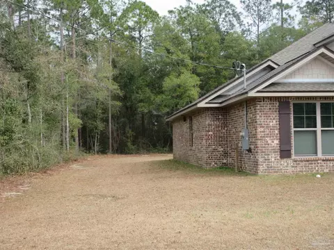 Exterior - 6782 Beaudry Ln, Milton, FL 32570 photo 5 of 17