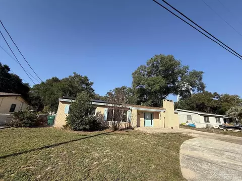 139 Bryn Mawr Blvd, Mary Esther, FL 32569