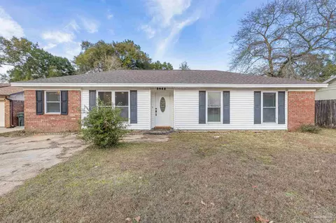 3962 Elmcrest Dr, Pensacola, FL 32504