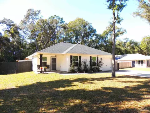151 Calvert Oaks Dr, Pensacola, FL 32514