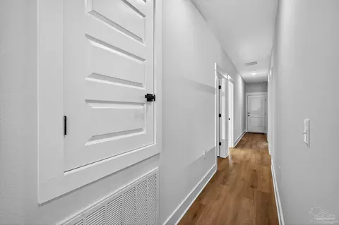 Entry Way - 2976 N 25th Ave, Milton, FL 32583 photo 11 of 19