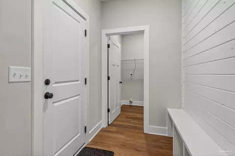 Entry Way - 2976 N 25th Ave, Milton, FL 32583 photo 19 of 19