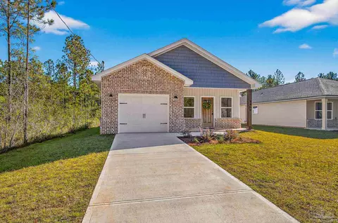 2976 N 25th Ave, Milton, FL 32583