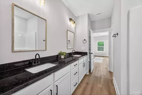 Entry Way - 2976 N 25th Ave, Milton, FL 32583 photo 1 of 19