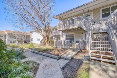 1200 Shoreline Dr #310, Gulf Breeze, FL 32561