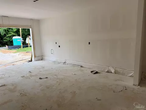 4112 Charles Cir, Pace, FL 32571 photo 4