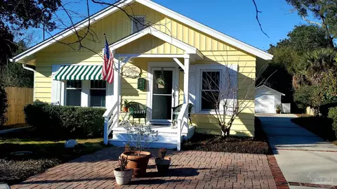 1414 E Maxwell St, Pensacola, FL 32503