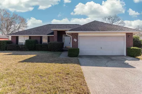 2451 Devine Farm Rd, Cantonment, FL 32533