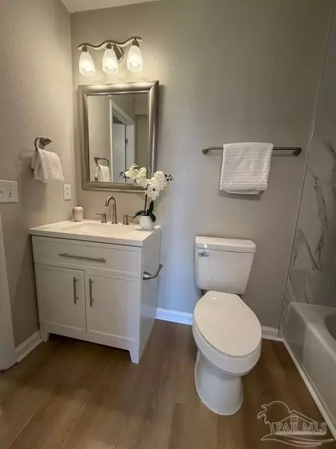Bath - 284 Dolan Dr, Cantonment, FL 32533 photo 7 of 11