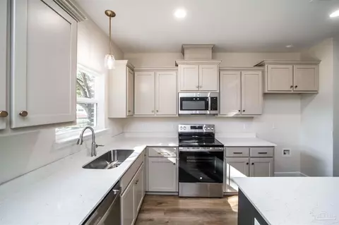 Kitchen - 5597 Crestwood Dr, Milton, FL 32583 photo 3 of 3