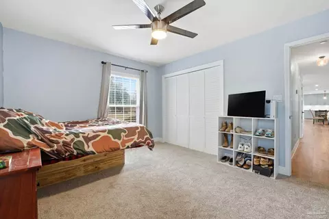 Bedroom - 690 Cooley Rd, Cantonment, FL 32533 photo 6 of 7