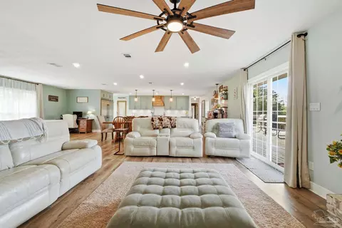 Living - 690 Cooley Rd, Cantonment, FL 32533 photo 3 of 3