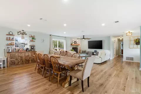 Dining - 690 Cooley Rd, Cantonment, FL 32533 photo 1 of 2