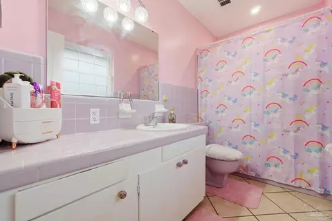 Bath - 690 Cooley Rd, Cantonment, FL 32533 photo 5 of 8