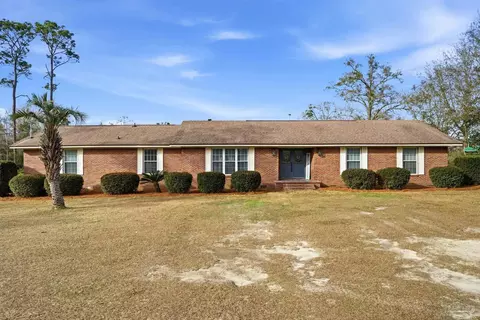 690 Cooley Rd, Cantonment, FL 32533