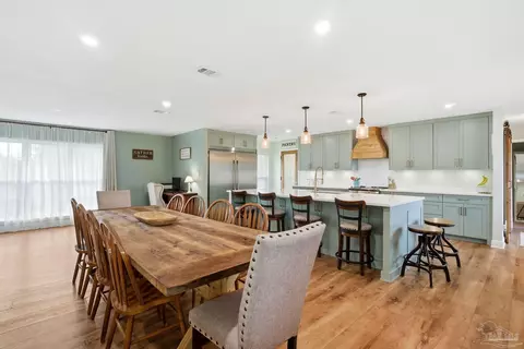 Dining - 690 Cooley Rd, Cantonment, FL 32533 photo 2 of 2