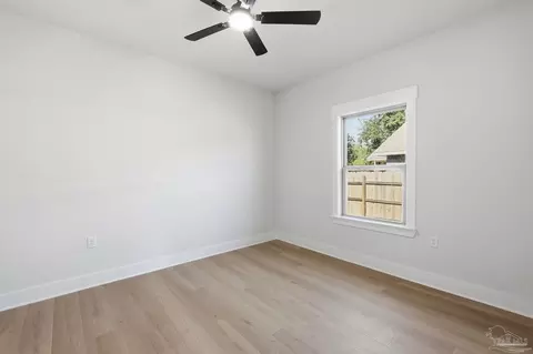 Bedroom - 6576 Kembro Rd, Milton, FL 32570 photo 3 of 5