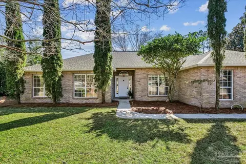 7605 Woodmont Rd, Navarre, FL 32566