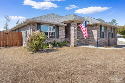 Exterior - 6200 Nanterre Cv, Crestview, FL 32536 photo 4 of 18