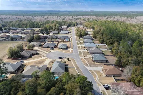 View/Area - 6200 Nanterre Cv, Crestview, FL 32536 photo 8 of 11