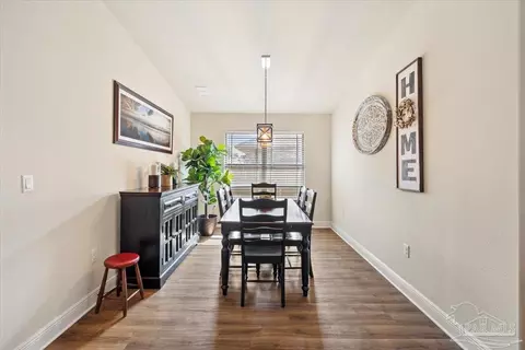 Dining - 6200 Nanterre Cv, Crestview, FL 32536 photo 1 of 4