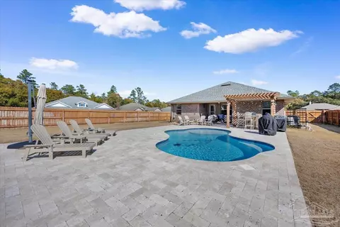 Exterior - 6200 Nanterre Cv, Crestview, FL 32536 photo 11 of 18