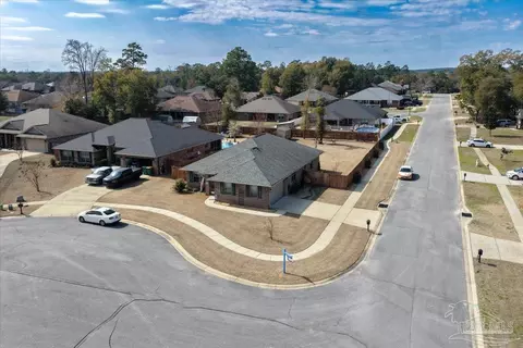 View/Area - 6200 Nanterre Cv, Crestview, FL 32536 photo 6 of 11