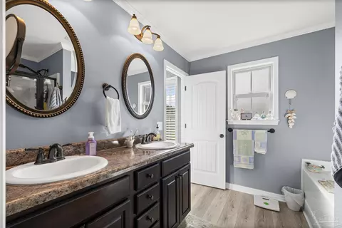 Bath - 5764 Shady Glen Ct, Pace, FL 32571 photo 3 of 3