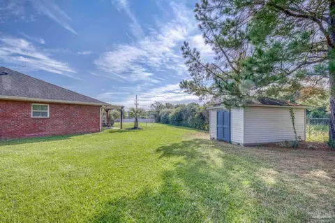 Exterior - 5764 Shady Glen Ct, Pace, FL 32571 photo 7 of 27