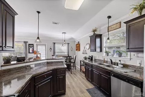 Kitchen - 5764 Shady Glen Ct, Pace, FL 32571 photo 4 of 4