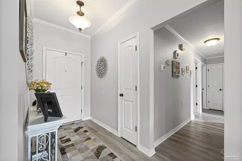 Entry Way - 5764 Shady Glen Ct, Pace, FL 32571 photo 2 of 7