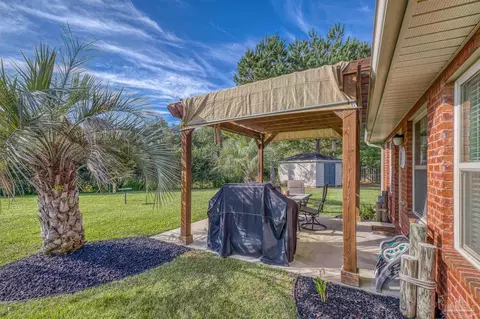 Exterior - 5764 Shady Glen Ct, Pace, FL 32571 photo 16 of 27