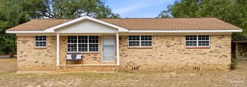 5402 Douglas St, Milton, FL 32570