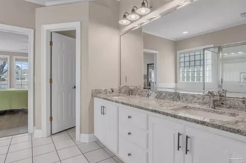 Bath - 3236 Kingsmill Dr, Pace, FL 32571 photo 2 of 4