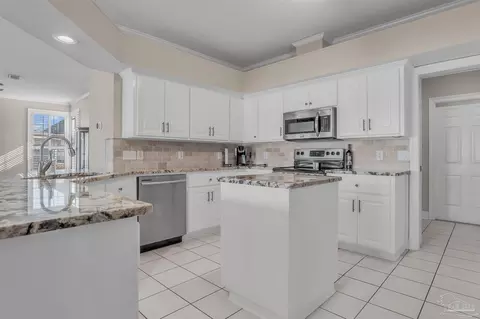 Kitchen - 3236 Kingsmill Dr, Pace, FL 32571 photo 2 of 5